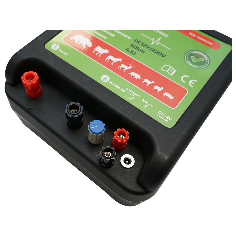Aparat generator de impulsuri DC 12/220V, 4.5 Joule 40km pentru gard electric BRITMANN